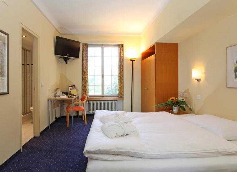 Hotel Schloss Huenigen Konolfingen Exterior foto